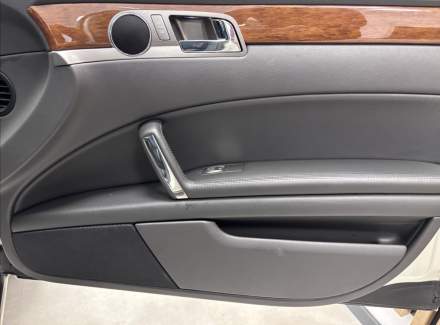 Volkswagen - Phaeton