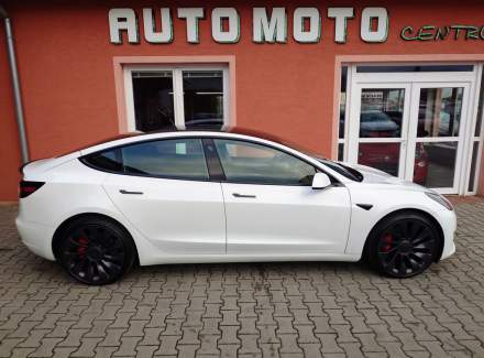 Tesla - Model 3