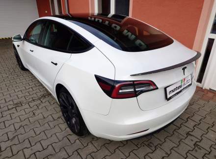 Tesla - Model 3