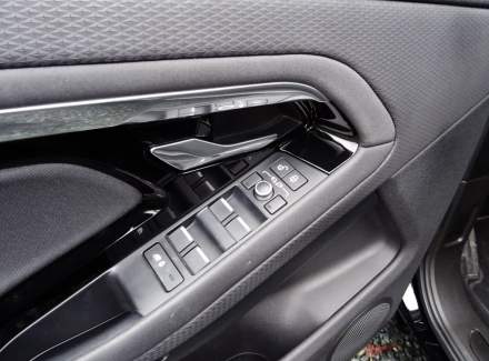 Land Rover - Range Rover Evoque