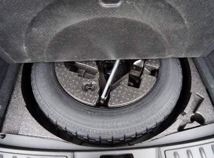 Land Rover - Range Rover Evoque