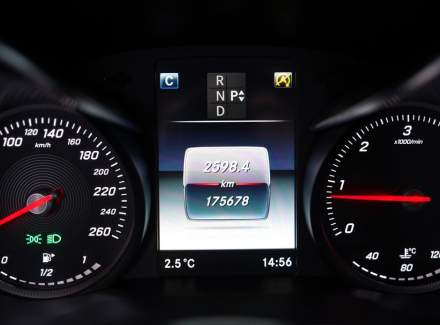 Mercedes-Benz - C-class