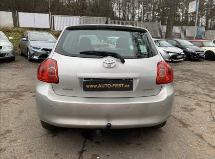 Toyota - Auris