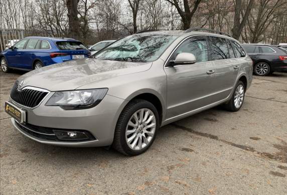 Škoda - Superb