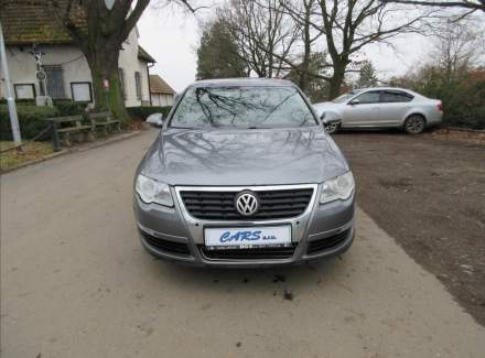 Volkswagen - Passat