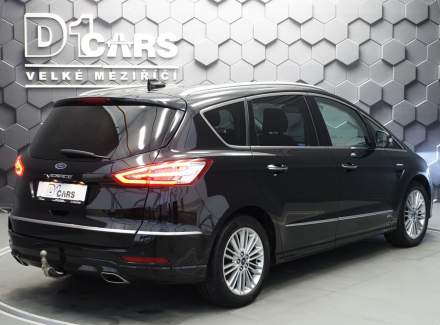 Ford - S-MAX