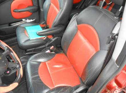 Chrysler - PT Cruiser