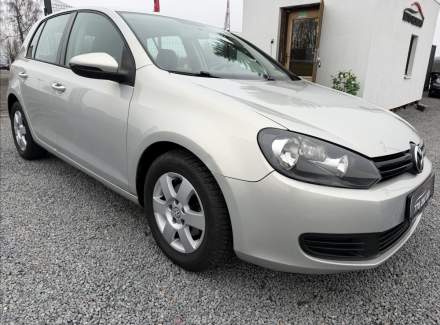 Volkswagen - Golf