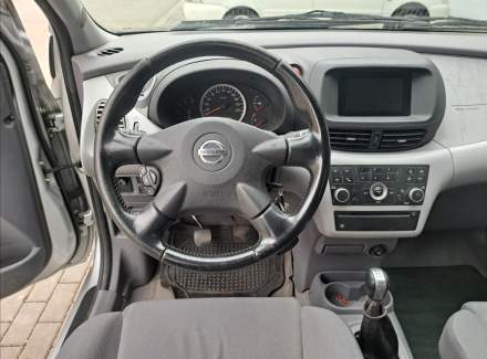 Nissan - Almera