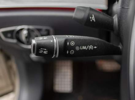 Mercedes-Benz - E-class