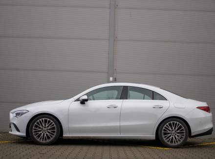 Mercedes-Benz - CLA