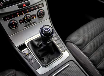 Volkswagen - Passat CC