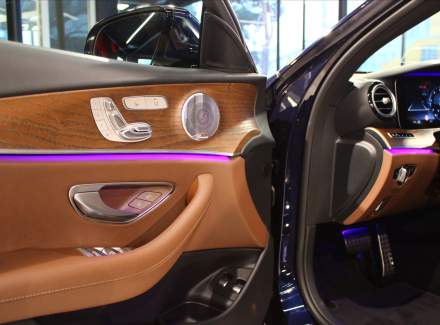 Mercedes-Benz - E-class