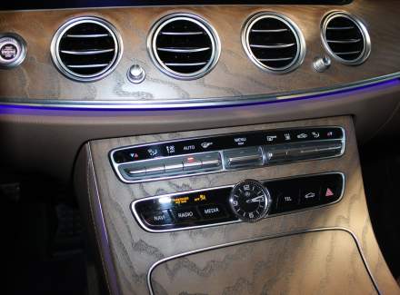 Mercedes-Benz - E-class