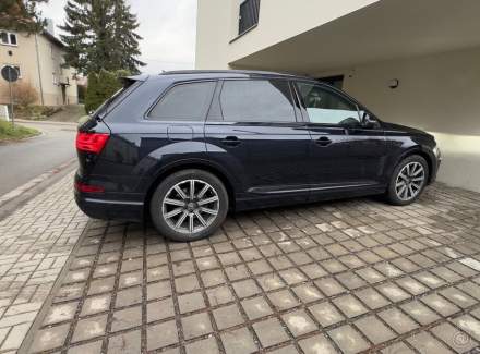 Audi - Q7