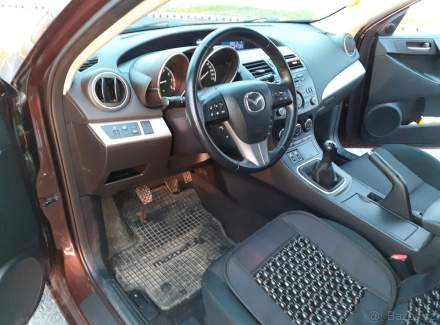 Mazda - 3