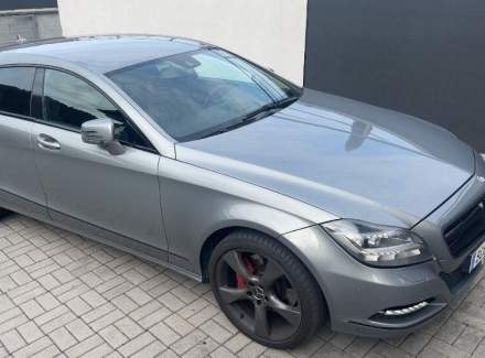 Mercedes-Benz - CLS