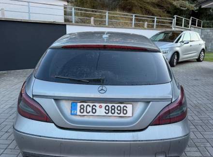 Mercedes-Benz - CLS