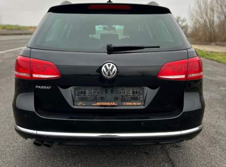Volkswagen - Passat