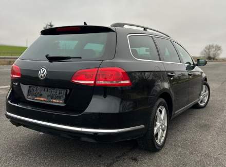 Volkswagen - Passat