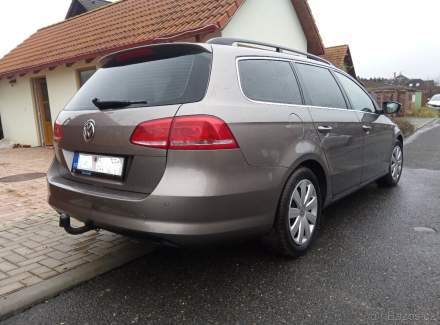 Volkswagen - Passat