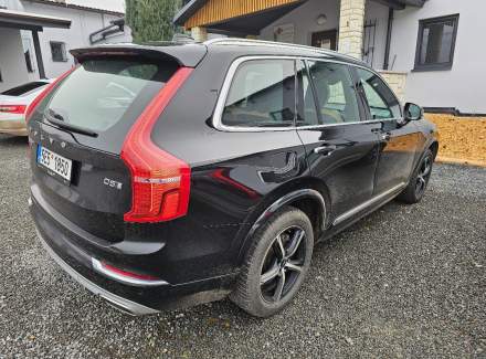Volvo - XC90