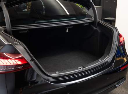 Mercedes-Benz - E-class