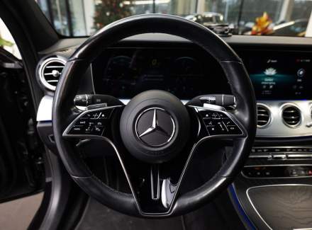 Mercedes-Benz - E-class
