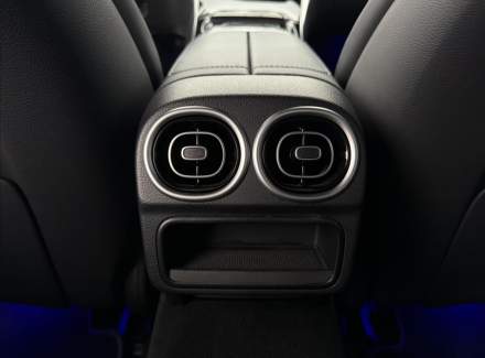 Mercedes-Benz - C-class