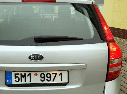 Kia - Cee'd