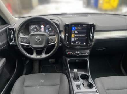 Volvo - XC40