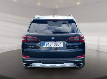 BMW - X5