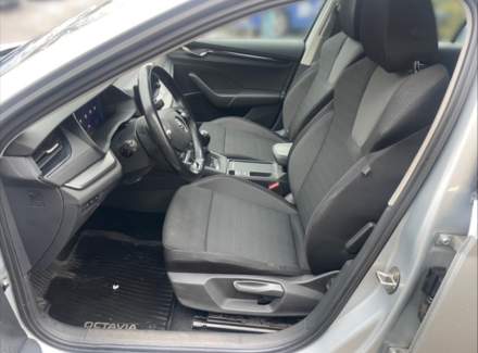 Škoda - Octavia