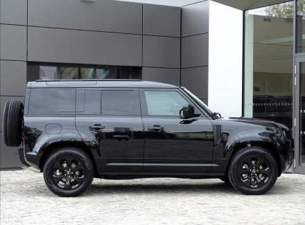 Land Rover - Defender
