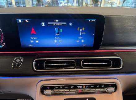 Mercedes-Benz - V-class