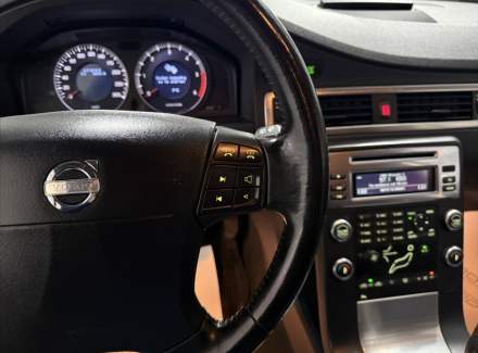 Volvo - V70