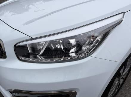 Kia - Cee'd