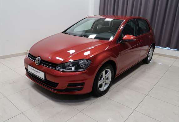 Volkswagen - Golf