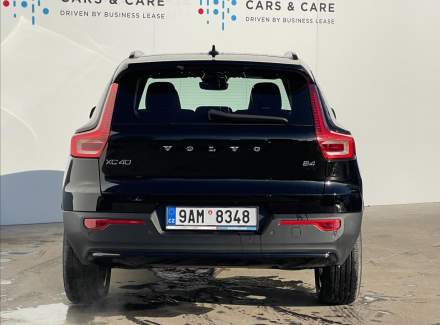 Volvo - XC40