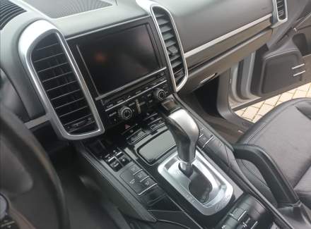 Porsche - Cayenne