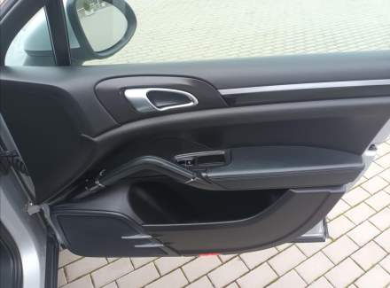 Porsche - Cayenne