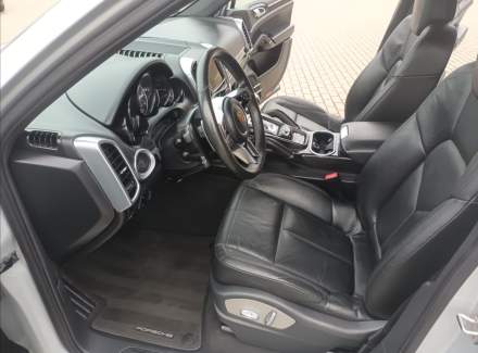 Porsche - Cayenne