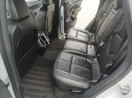 Porsche - Cayenne