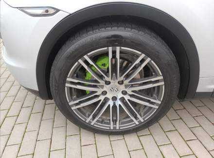Porsche - Cayenne