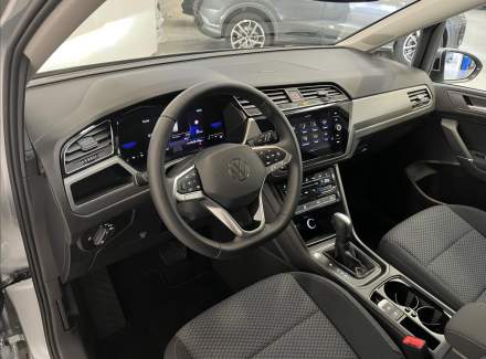 Volkswagen - Touran