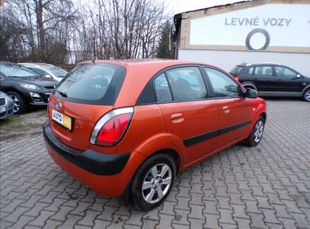 Kia - Rio