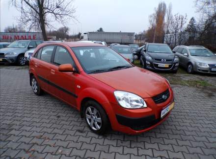 Kia - Rio
