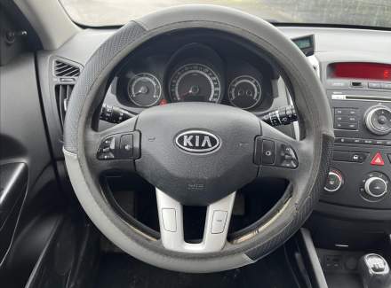 Kia - Cee'd