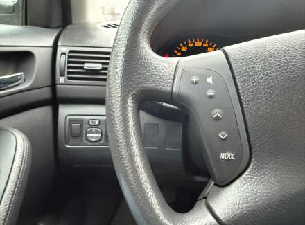 Toyota - Avensis