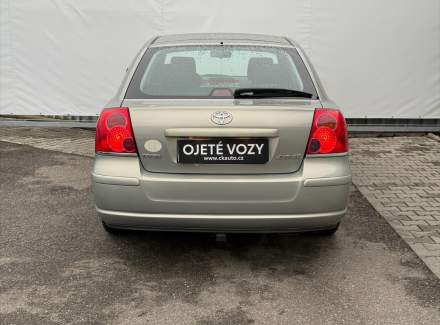 Toyota - Avensis